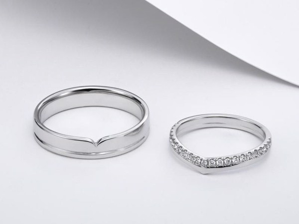 Nhẫn vàng trắng ngày càng được bày bán rộng rãi