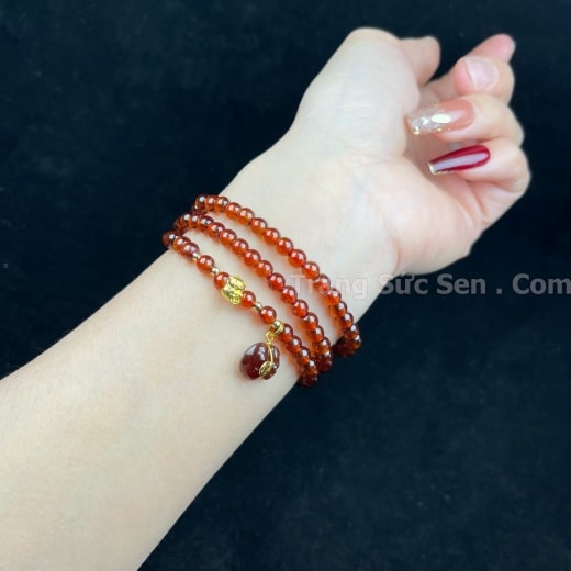 Vòng tay Đá garnet thạch lựu mix charm vàng