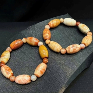 vòng tay đá san hô