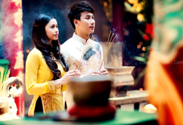 Đi chùa cầu may mắn