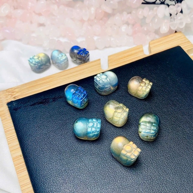 tỳ hưu đá labradorite