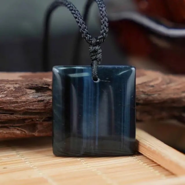 Dây chuyền đá mắt hổ