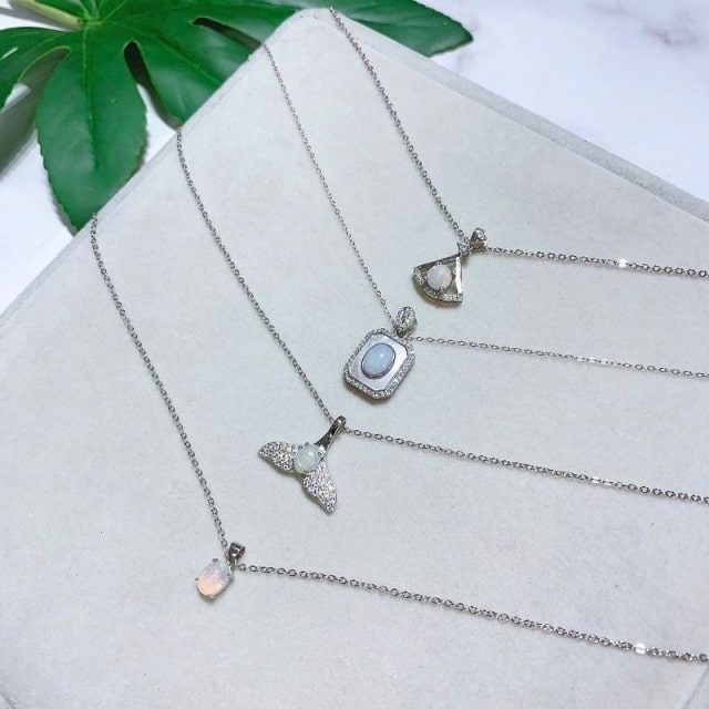 Dây chuyền đá Opal