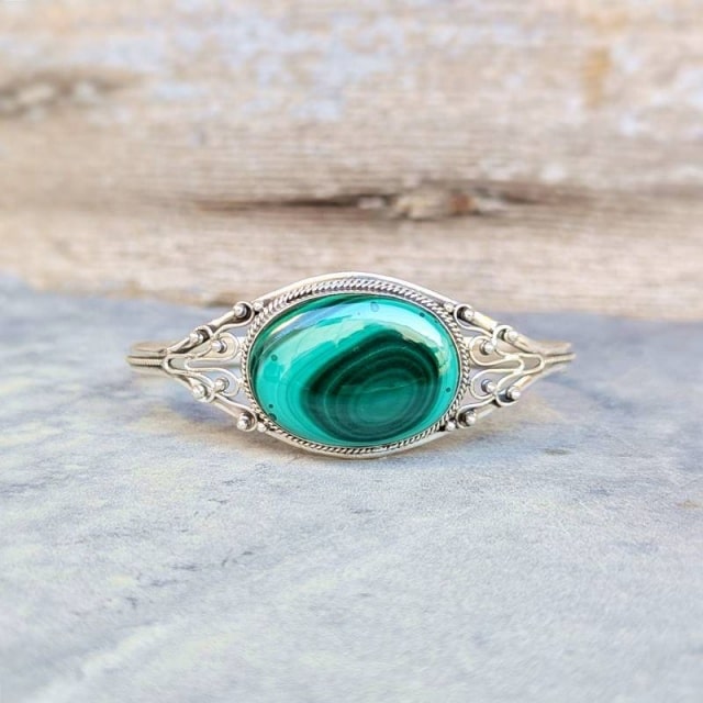 Nhẫn đá Malachite
